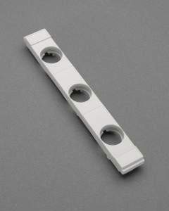 Cover for busbar mounting fuse E18